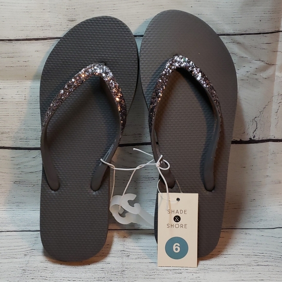 shade & shore flip flops